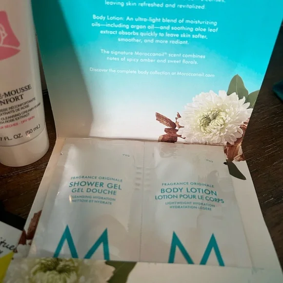 A Spa Day special with 19 pieces from different brands we love. Skincare